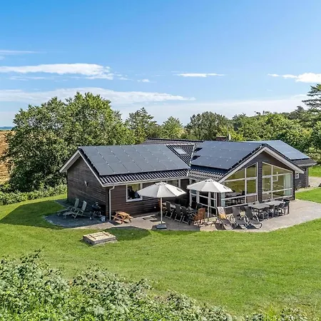 Amazing In Knebel With Private Swimming Pool, Be Inside Or Outside Skødshoved Strand